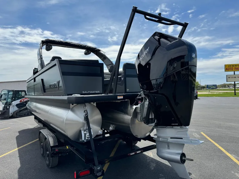 Slide: The Image of Viaggio 2024 Viaggio Diamante 24UW A-T 2024 - 8