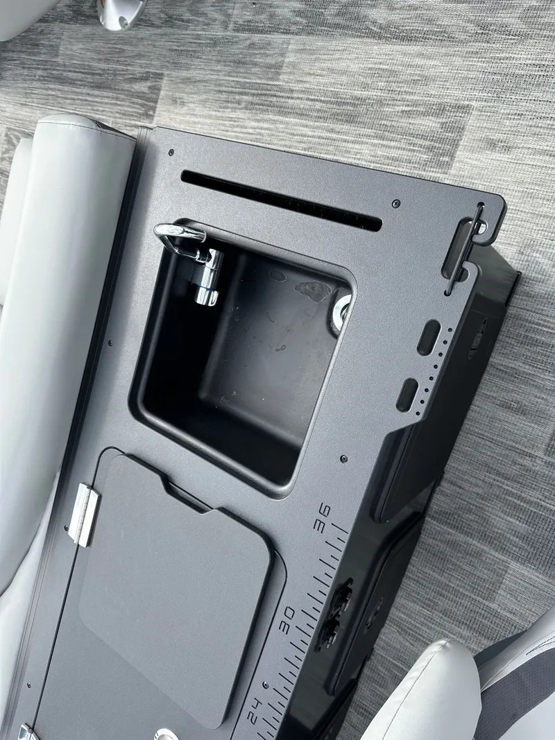 Slide: The Image of Viaggio 2025 Lago X 20R 2025 - 11