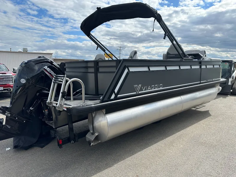 Slide: The Image of Viaggio 2025 Lago X 20R 2025 - 4