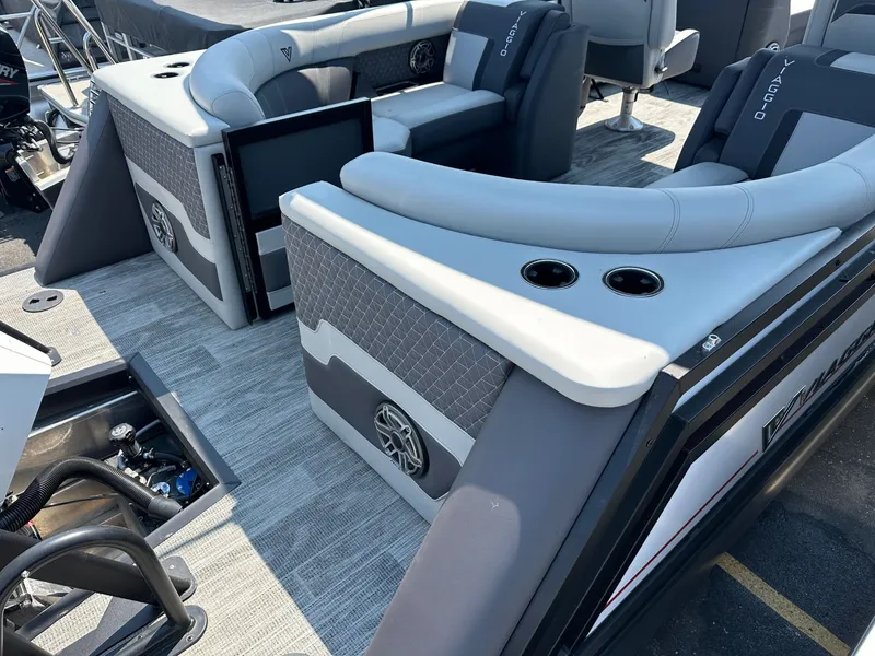 Slide: The Image of Viaggio 2025 Viaggio Z22U 2025 - 12