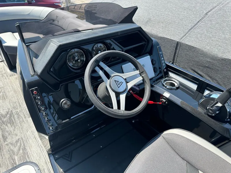 Slide: The Image of Viaggio 2025 Viaggio Z22U 2025 - 8