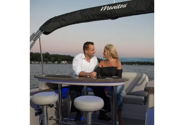 Slide: The Image of Manitou 25 SES 2014 - 24