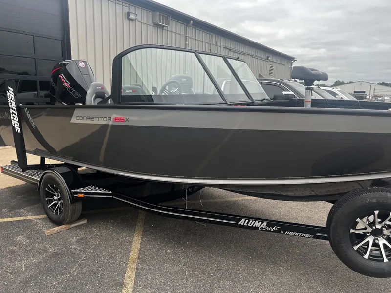 The Image of Alumacraft 2026 Alumacraft Competitor 185X Sport 2026 - 1