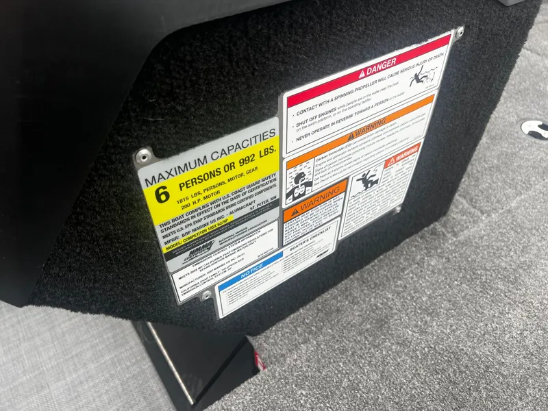 Slide: The Image of Alumacraft 2026 Alumacraft Competitor 185X Sport 2026 - 21