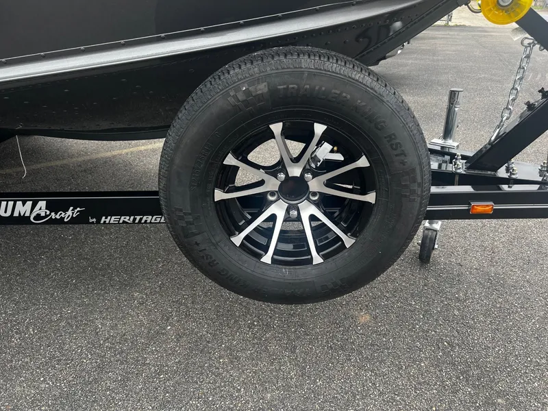 Slide: The Image of Alumacraft 2026 Alumacraft Competitor 185X Sport 2026 - 5