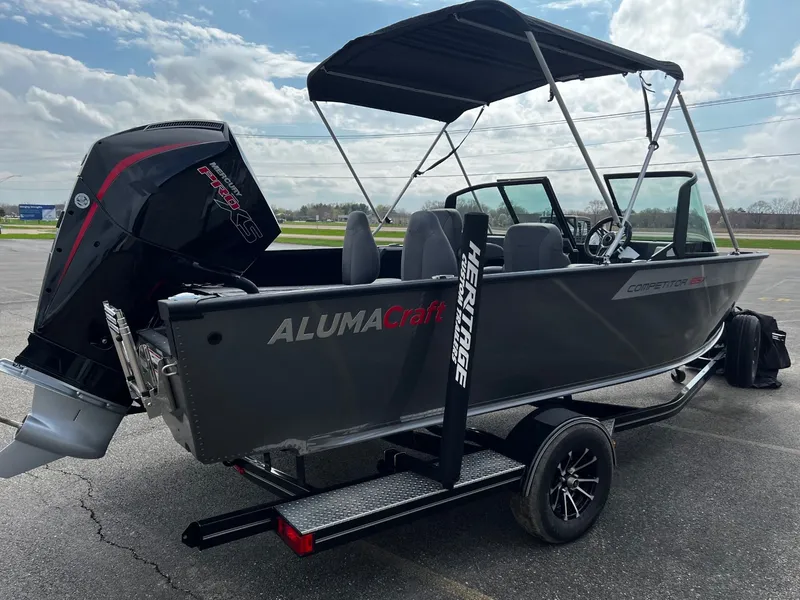 Slide: The Image of Alumacraft 2026 Alumacraft Competitor 185X Sport 2026 - 6