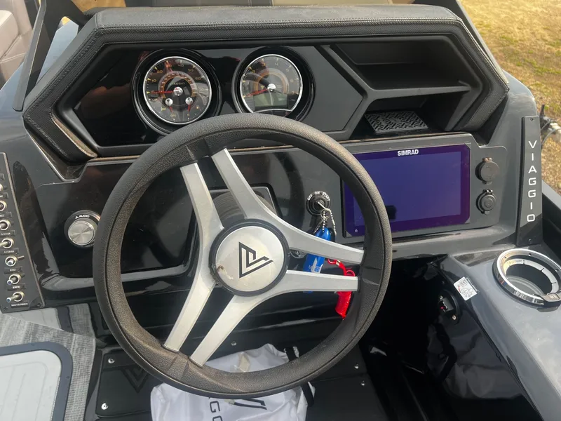 Slide: The Image of Viaggio 2024 Viaggio Z22U 2024 - 9