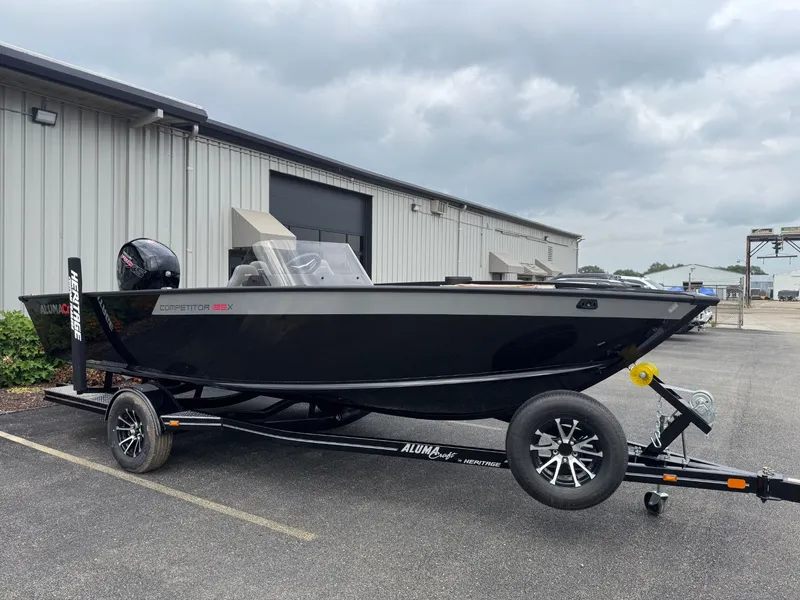 Slide: The Image of Alumacraft 2026 Alumacraft Competitor 185X SC 2026 - 4