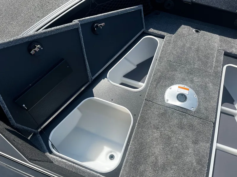 Slide: The Image of Alumacraft 2026 Alumacraft Competitor 175X Sport 2026 - 15