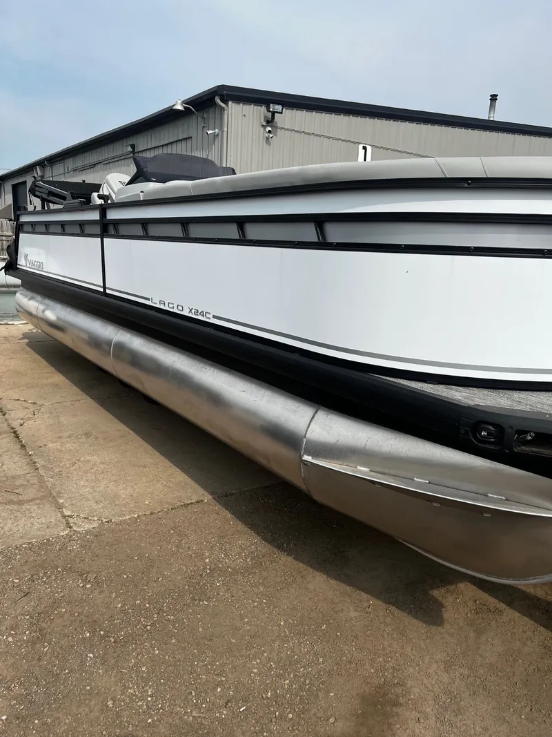 Slide: The Image of Viaggio 2025 Viaggio Lago X 24C 2025 - 13