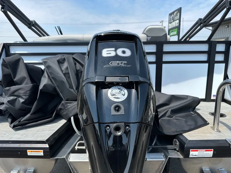 Slide: The Image of Viaggio 2025 Viaggio Lago V 18C 2025 - 4