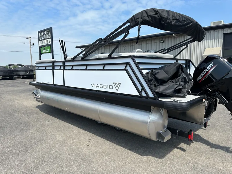 Slide: The Image of Viaggio 2025 Viaggio Lago V 18C 2025 - 6