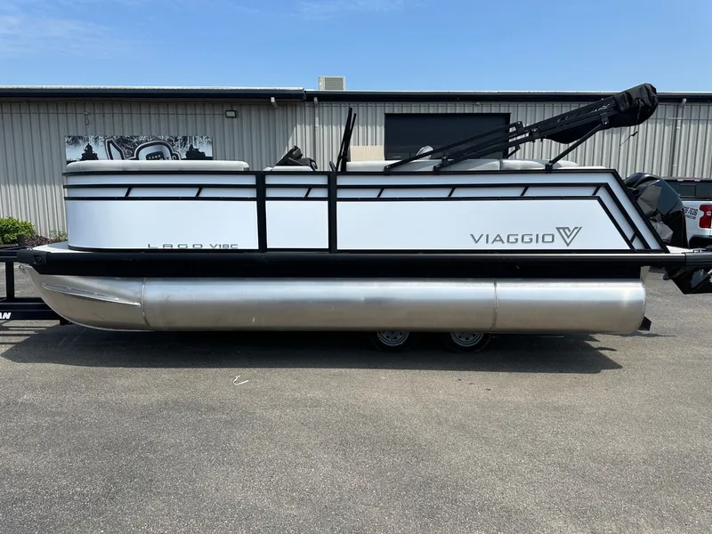 Slide: The Image of Viaggio 2025 Viaggio Lago V 18C 2025 - 7