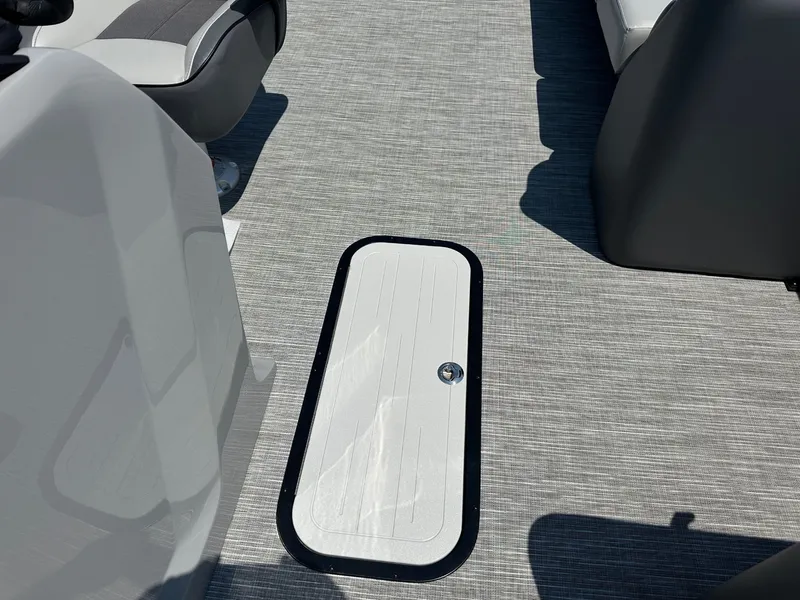 Slide: The Image of Viaggio 2025 Viaggio Lago V 22C 2025 - 13