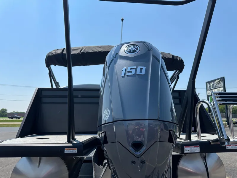 Slide: The Image of Viaggio 2025 Viaggio Lago V 22C 2025 - 3