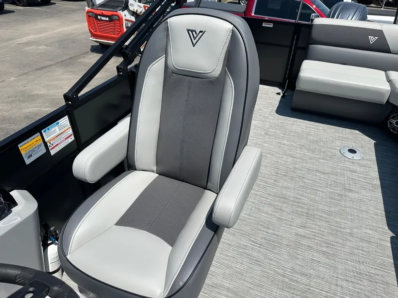 Slide: The Image of Viaggio 2025 Viaggio Lago V 22C 2025 - 9