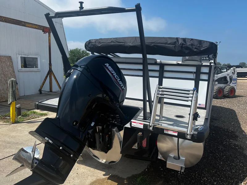 Slide: The Image of Viaggio 2025 Viaggio Lago V 22C 2025 - 4