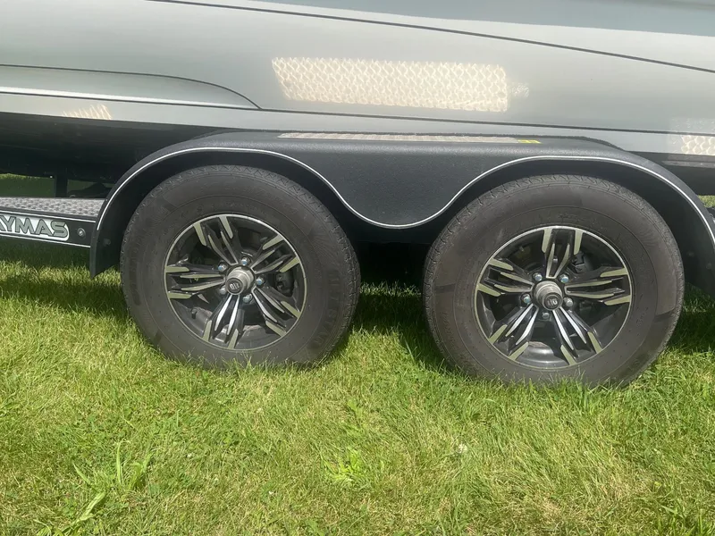 Slide: The Image of Caymas CX 20 PRO 2022 - 13