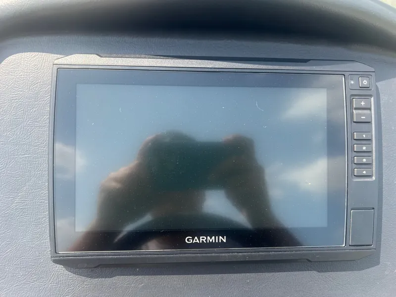 Slide: The Image of Caymas CX 20 PRO 2022 - 20