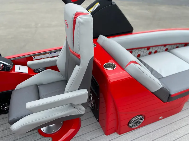 Slide: The Image of Manitou XT 27 Rear Facing X-treme (RFX) 2024 - 22