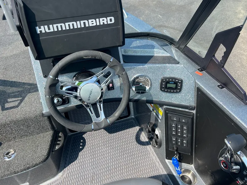 Slide: The Image of Caymas DV 20 2023 - 13