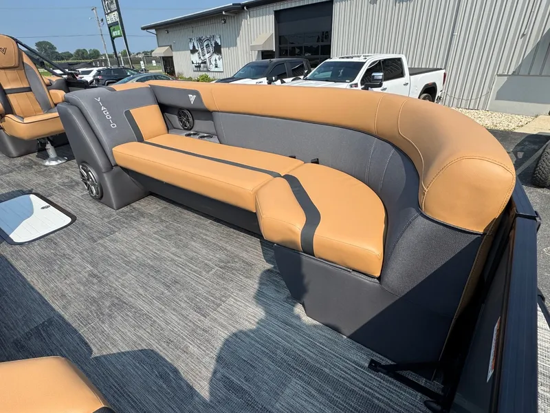 Slide: The Image of Viaggio 2025 Viaggio Lago X 24U 2025 - 11