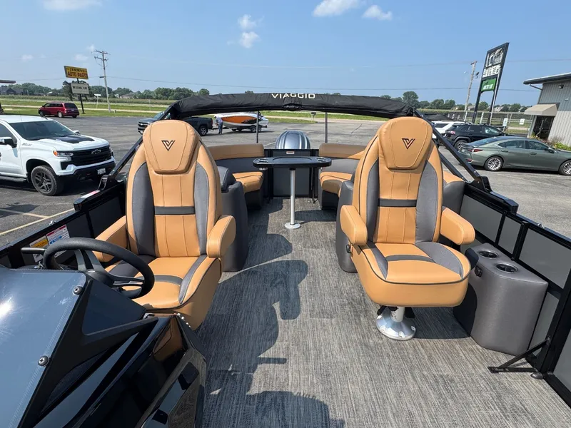 Slide: The Image of Viaggio 2025 Viaggio Lago X 24U 2025 - 16