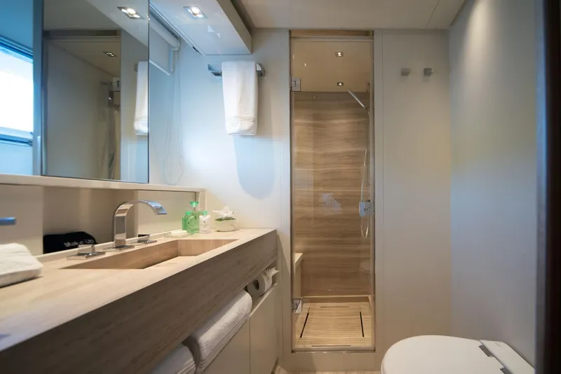 Slide: The Image of Sanlorenzo SL86 2018 - 62