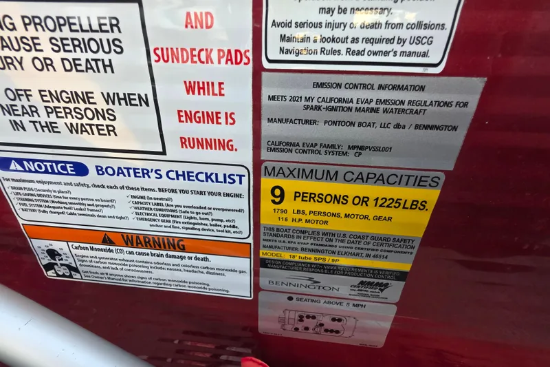 Slide: The Image of 2022 Bennington 198SL capacity and safety labels, highlighting maximum capacity of 9 persons or 1225 lbs. - 33