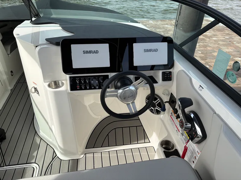 Slide: The Image of Sea Ray SDX 250 Outboard 2026 - 11