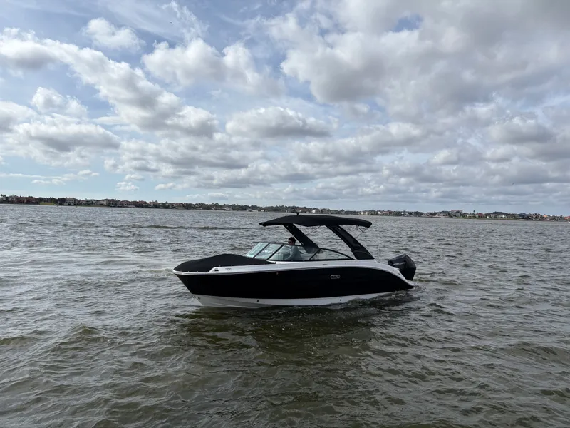 Slide: The Image of Sea Ray SDX 250 Outboard 2026 - 2