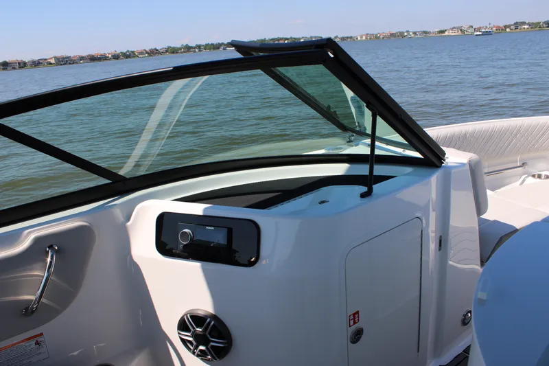 Slide: The Image of Sea Ray SDX 250 Outboard 2026 - 26