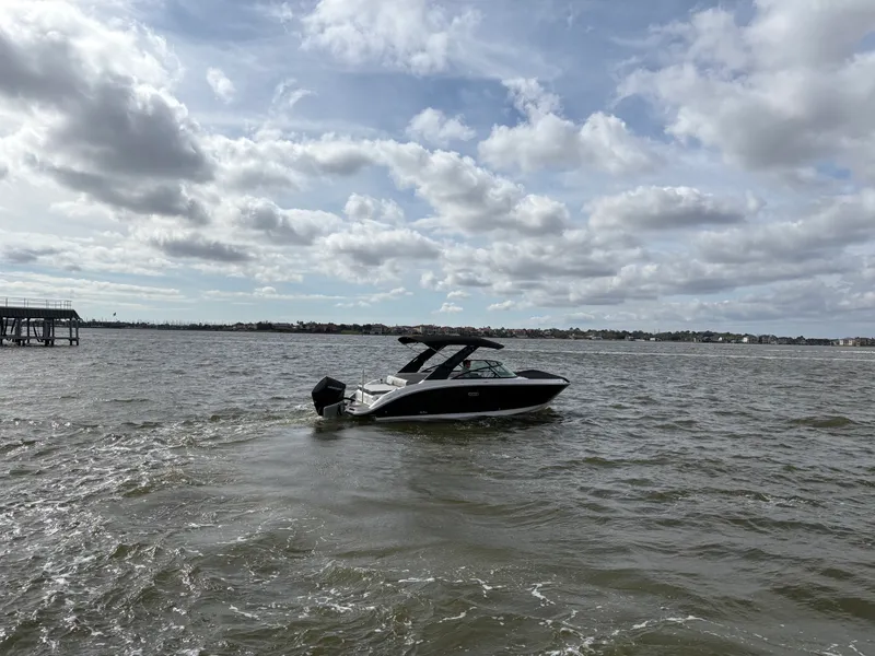 Slide: The Image of Sea Ray SDX 250 Outboard 2026 - 3