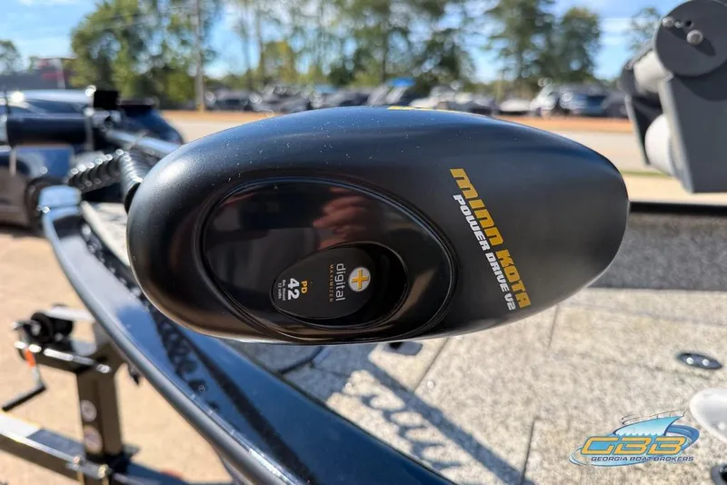 Slide: The Image of Minn Kota Power Drive V2 motor on 2015 Tracker Super Guide V-16 SC boat. - 10