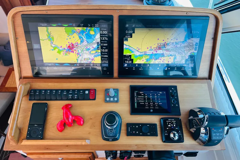 Slide: The Image of Back Cove 39O 2022 - 30