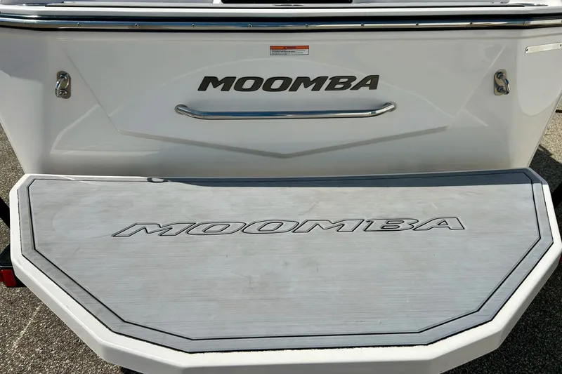 Slide: The Image of 2018 Moomba Helix boat rear view with logo and swim platform. - 35