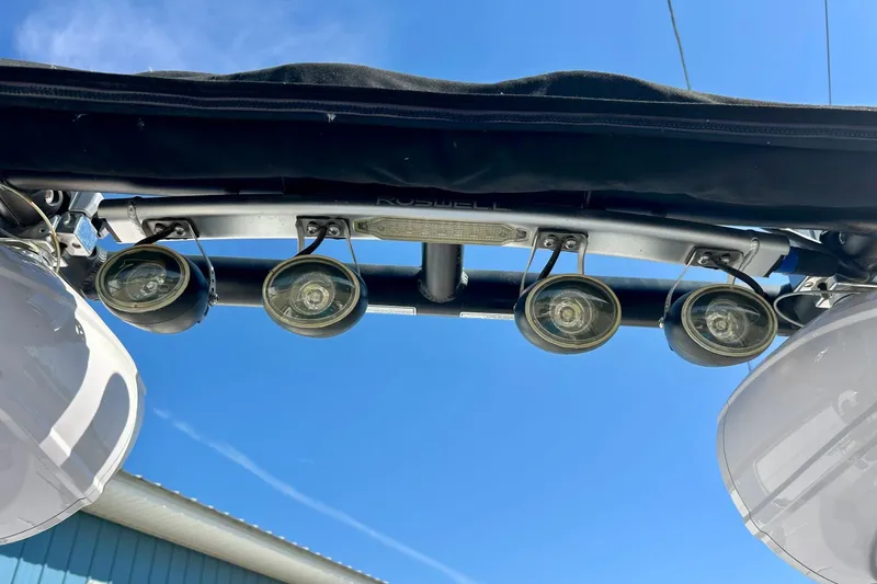 Slide: The Image of 2018 Moomba Helix boat speakers under clear blue sky. - 39