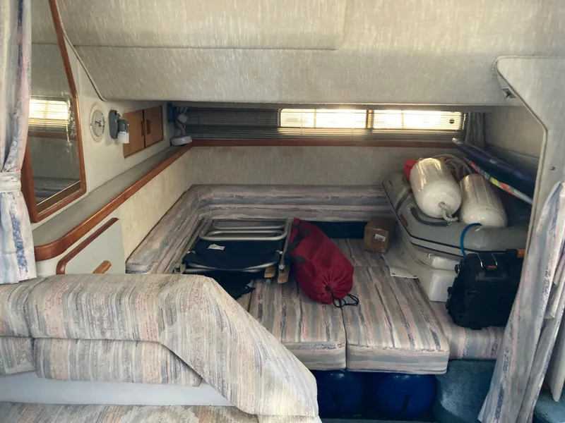 Slide: The Image of Sea Ray Sundancer 310 1990 - 21