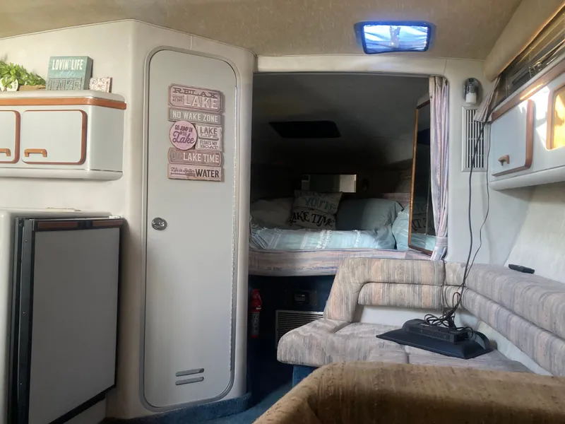 Slide: The Image of Sea Ray Sundancer 310 1990 - 26