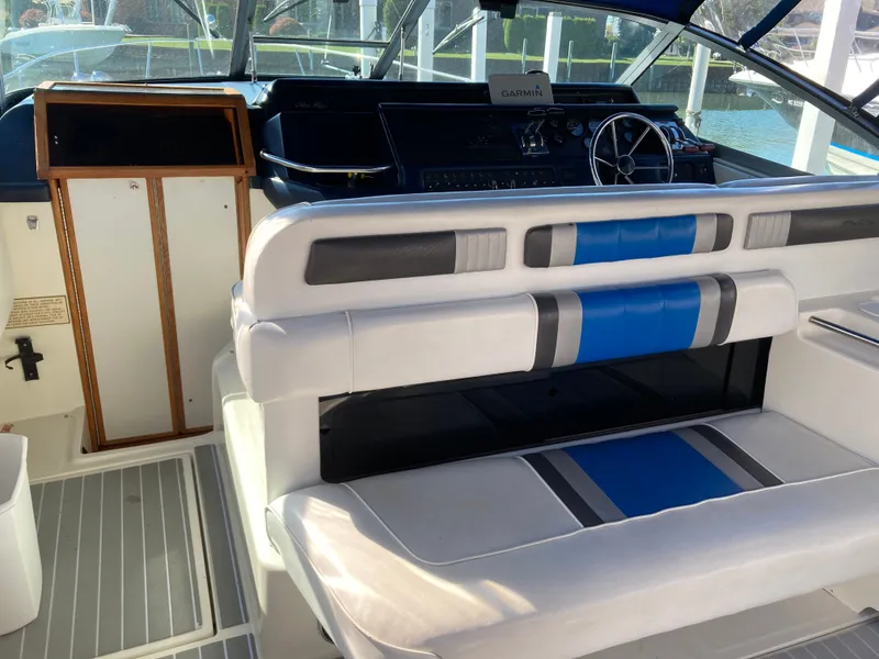 Slide: The Image of Sea Ray Sundancer 310 1990 - 9