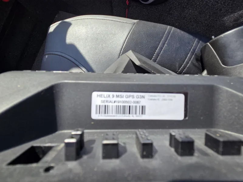 Slide: The Image of Crestliner 1850 Fish Hawk WT 2020 - 31