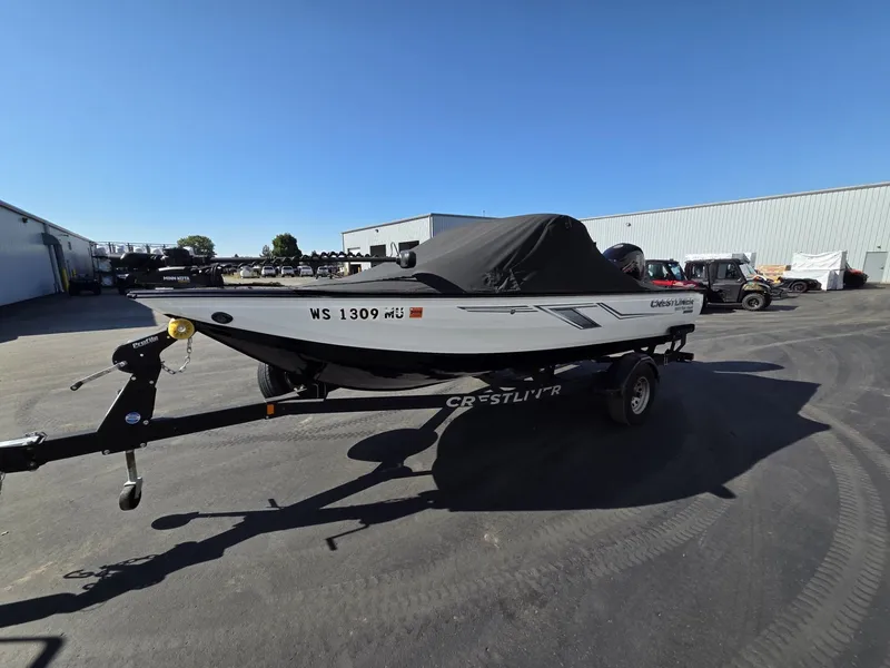 Slide: The Image of Crestliner 1850 Fish Hawk WT 2020 - 6