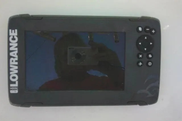 Slide: The Image of Lowrance HDS display on 2018 KenCraft 2060 BAYRIDER boat dashboard. - 29