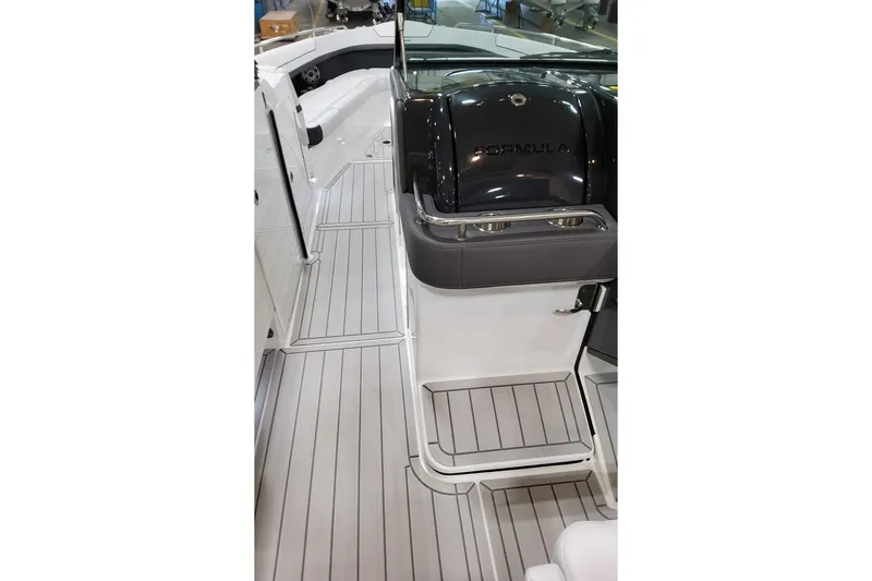Slide: The Image of 2026 Formula 350 Crossover Bowrider OB interior with sleek design and modern features. - 53