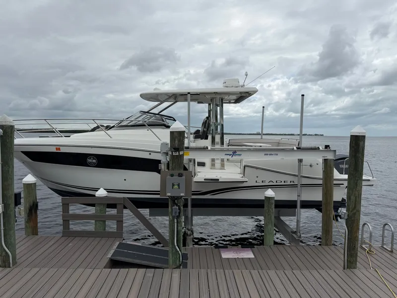 Slide: The Image of Jeanneau Leader 10.5 WA 2023 - 1