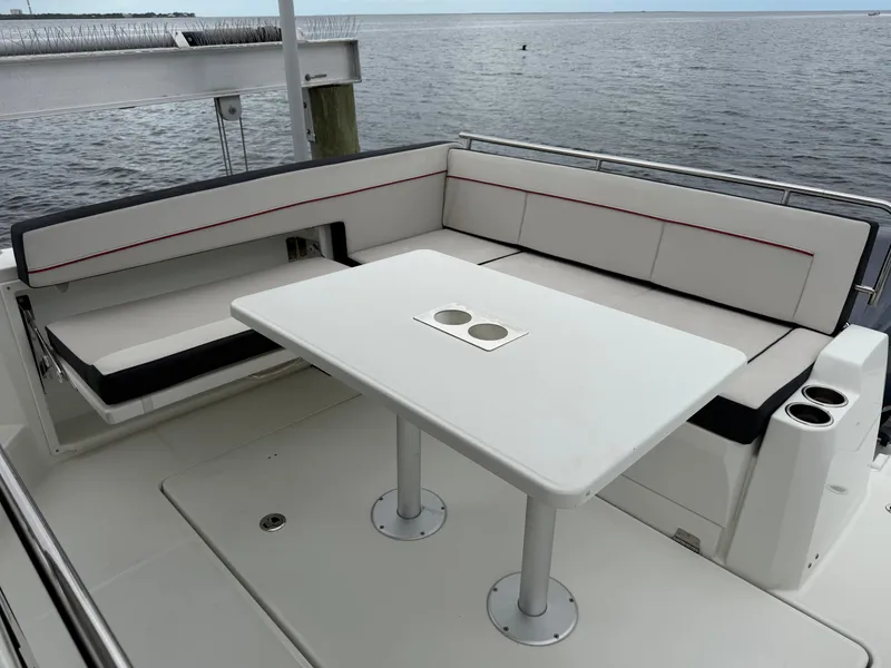 Slide: The Image of Jeanneau Leader 10.5 WA 2023 - 16