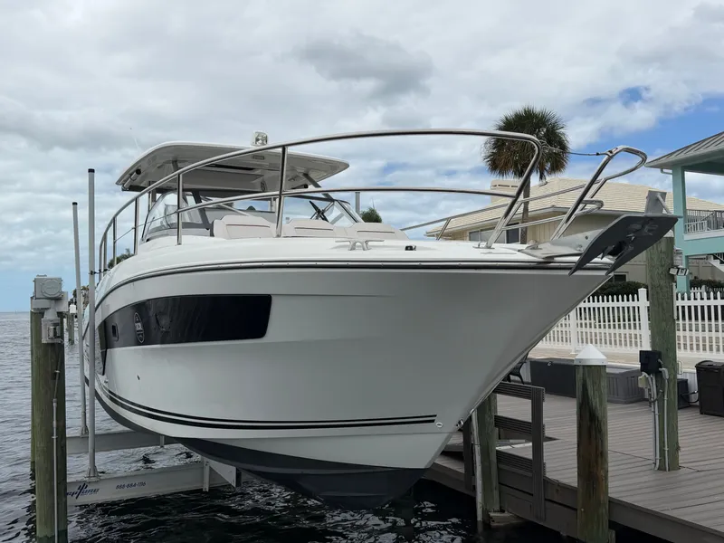 Slide: The Image of Jeanneau Leader 10.5 WA 2023 - 3