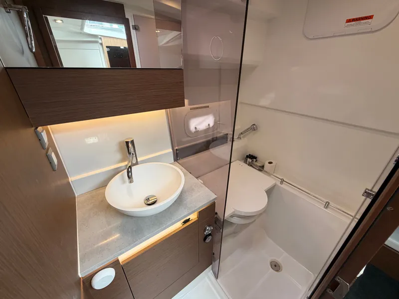 Slide: The Image of Jeanneau Leader 10.5 WA 2023 - 35