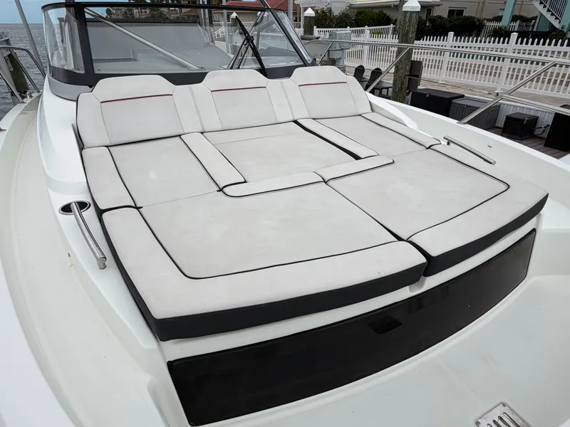 Slide: The Image of Jeanneau Leader 10.5 WA 2023 - 42