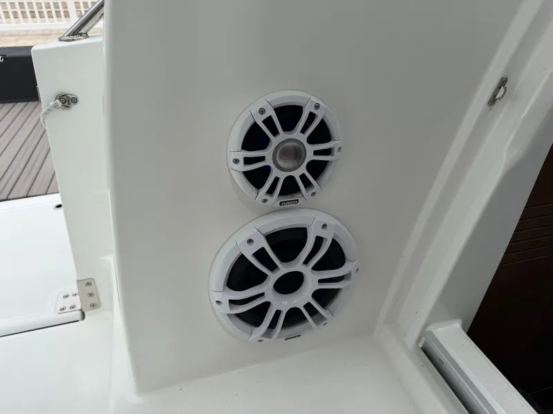 Slide: The Image of Jeanneau Leader 10.5 WA 2023 - 47